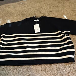 Sweater NWT